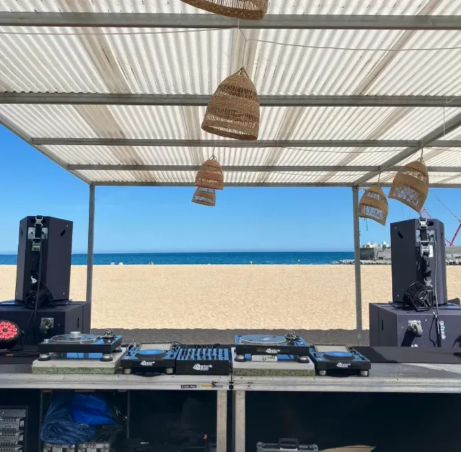 FREE OPEN AIR BEACH PARTY - Les Enfants x Roots (Pre-Party) event poster